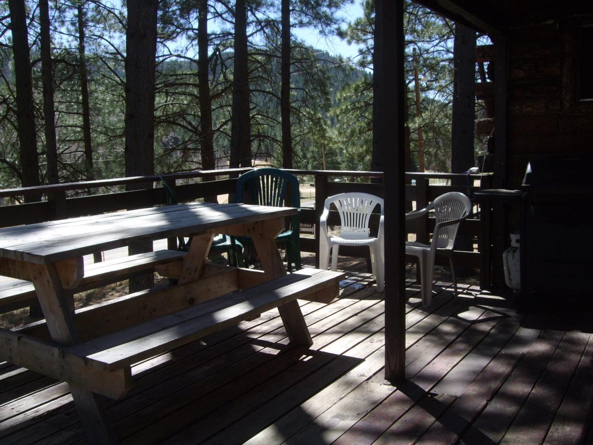 Sierra Bonita Cabins And Rv Park 과달루피타 외부 사진